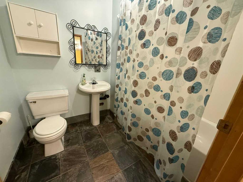 1429 53 Street Property Photo 15