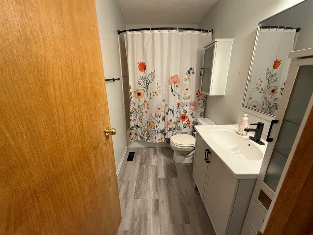 1429 53 Street Property Photo 29