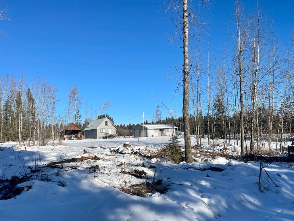 6432 17 Avenue Property Photo 2