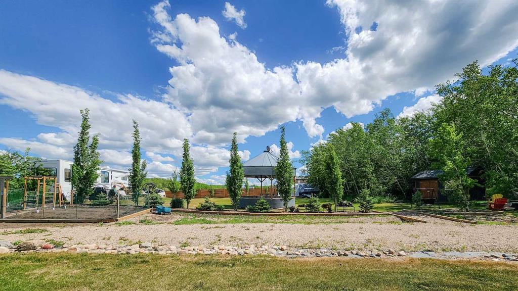 15 Horse Shoe Property Photo 17