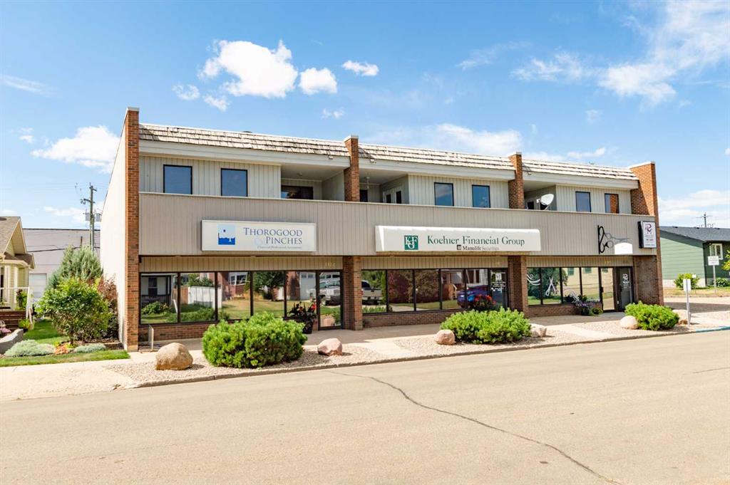 4814 49 Street Property Photo