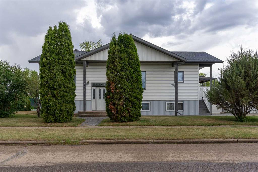 4602 51 Street Property Photo 1