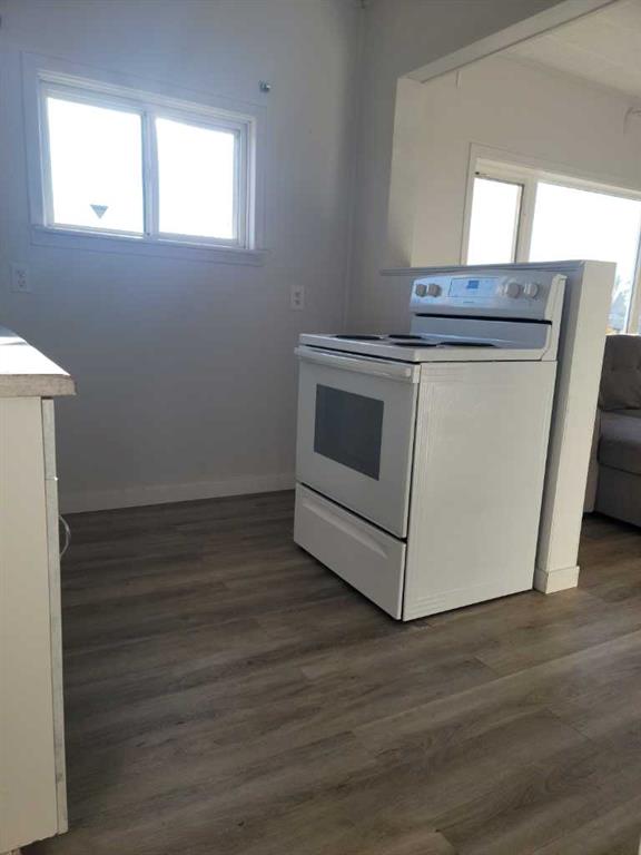 4800 59a Avenue Property Photo 7