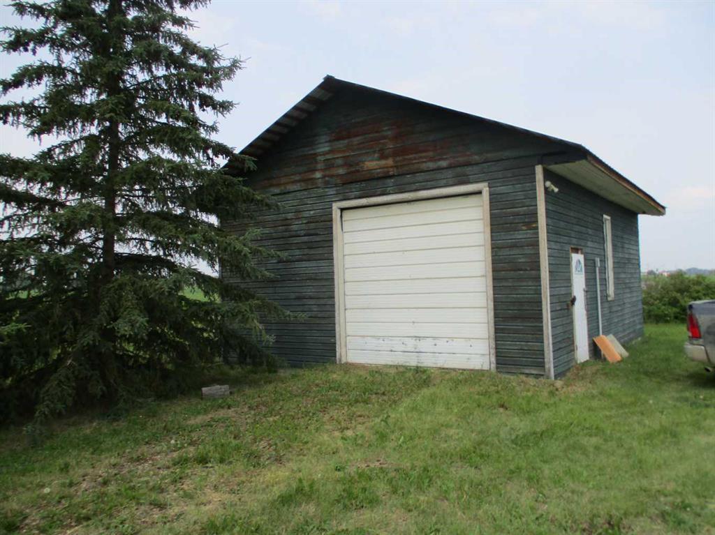 12 3 Avenue Property Photo