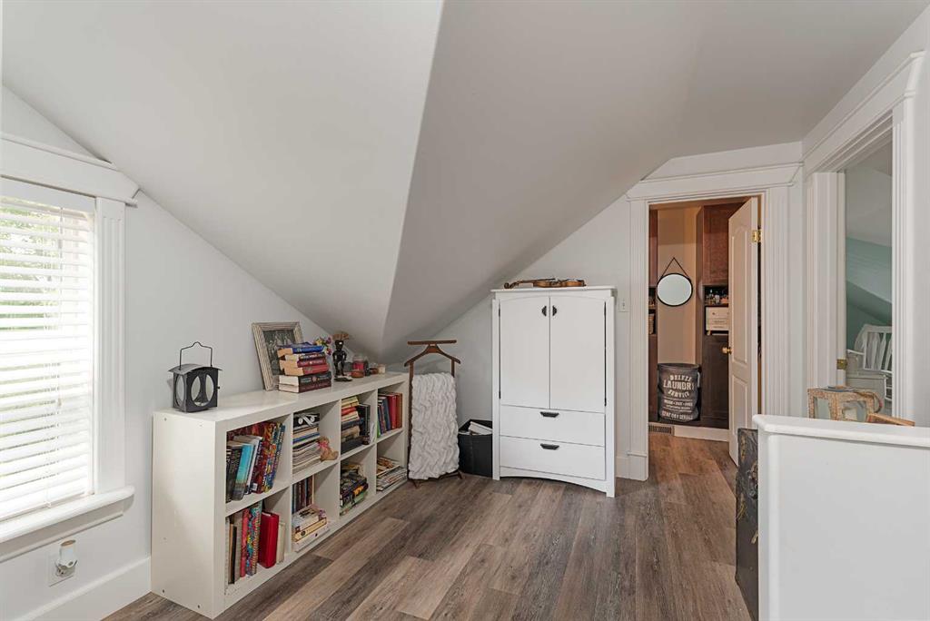 5010 50 Avenue Property Photo 15