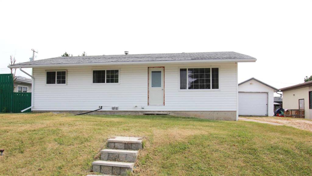4810 55 Avenue Property Photo