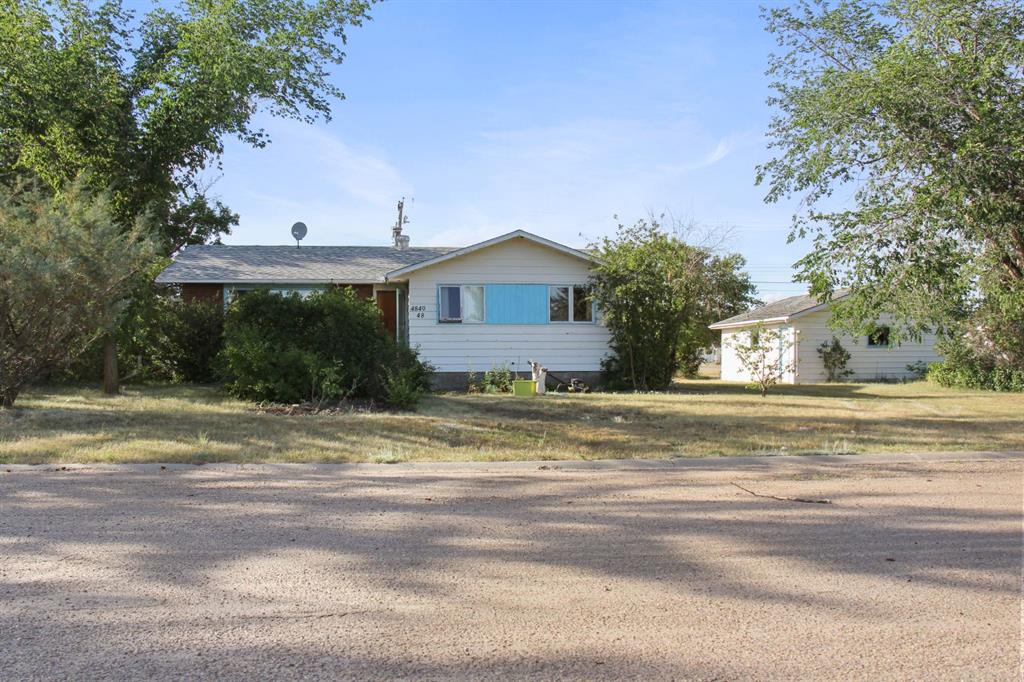4840 48 Street Property Photo