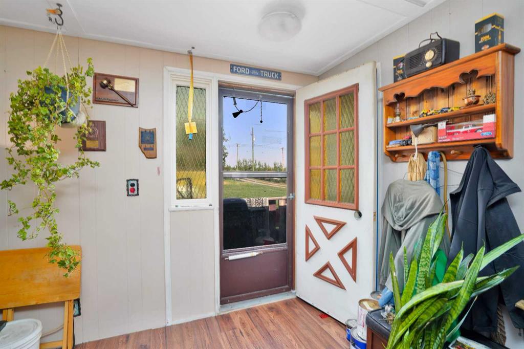 4707 50 Avenue Property Photo