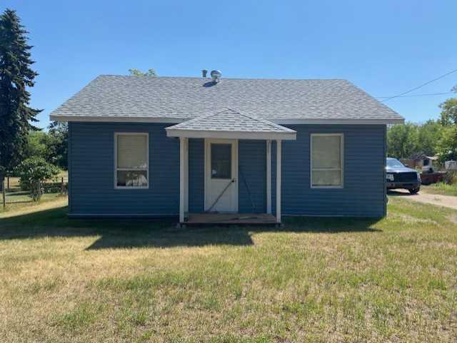 5305 51 Street Property Photo
