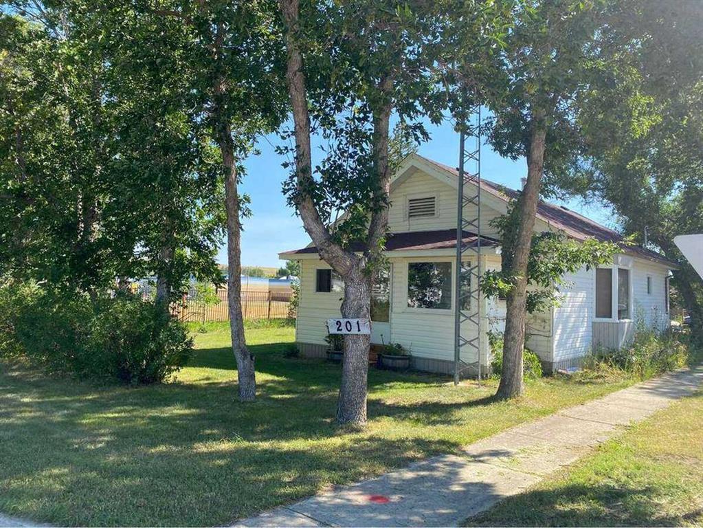 201 Bruce Avenue Property Photo