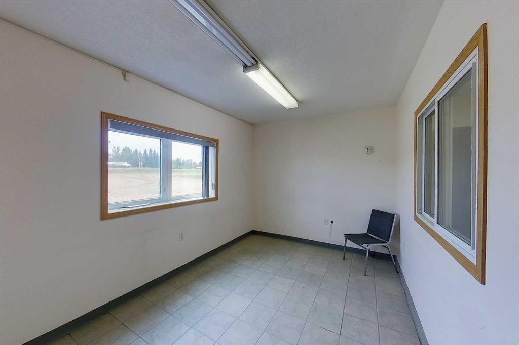 7323 1a Avenue Property Photo 18
