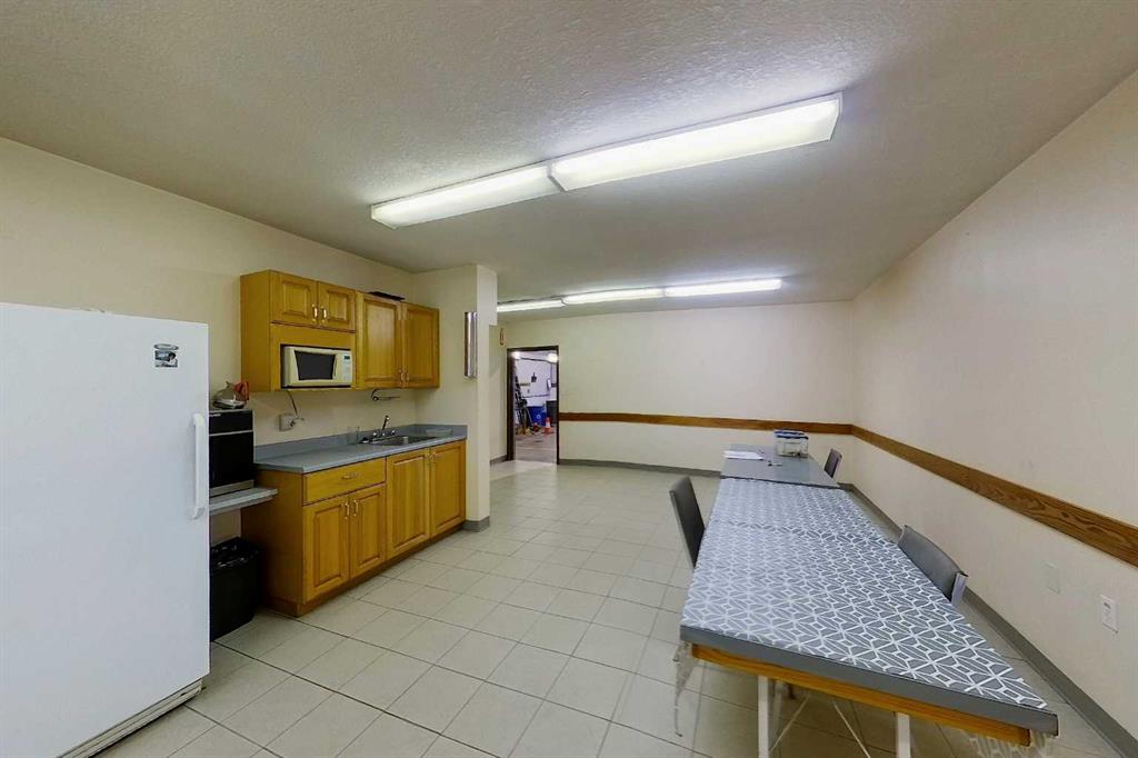 7323 1a Avenue Property Photo 19
