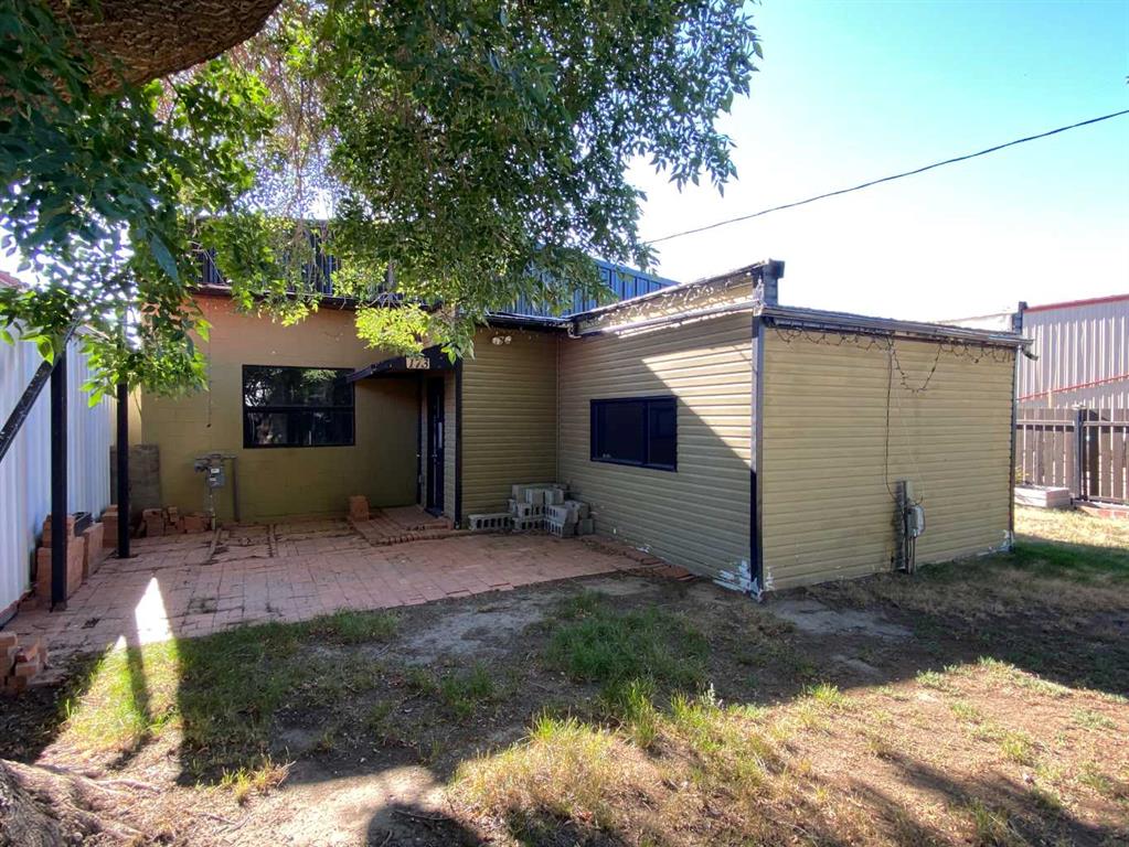 165 Centre Street Property Photo 7