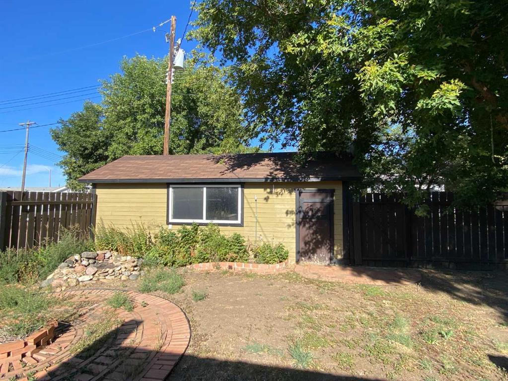 165 Centre Street Property Photo 9