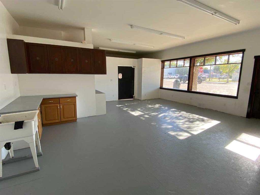 165 Centre Street Property Photo 15