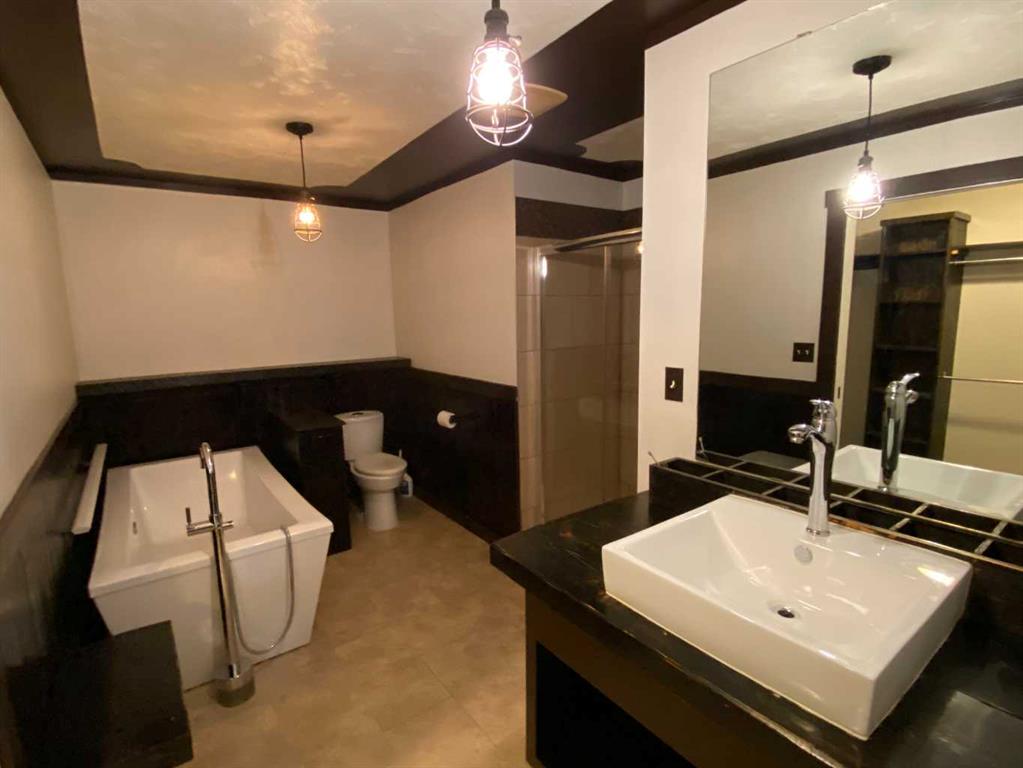 165 Centre Street Property Photo 25