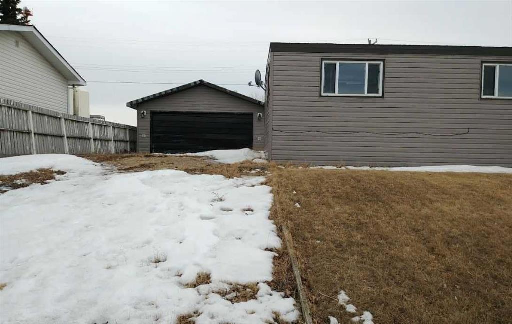213 1 Avenue Property Photo 2
