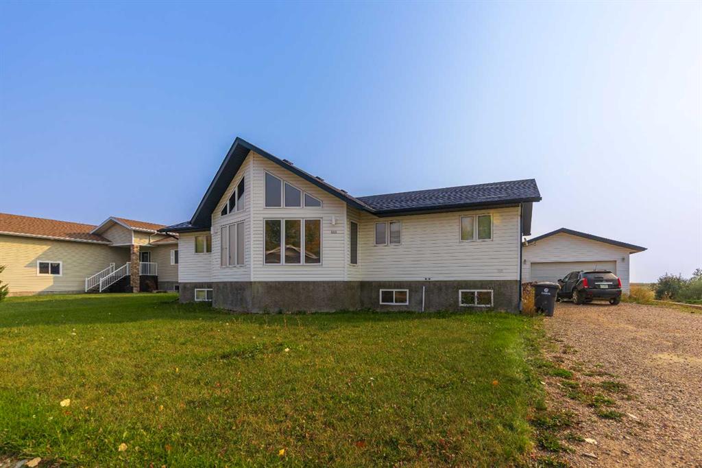 603 2 Street Property Photo
