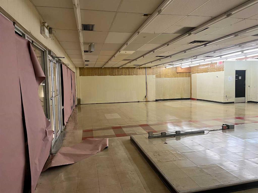 208 Railway Avenue Property Photo 32