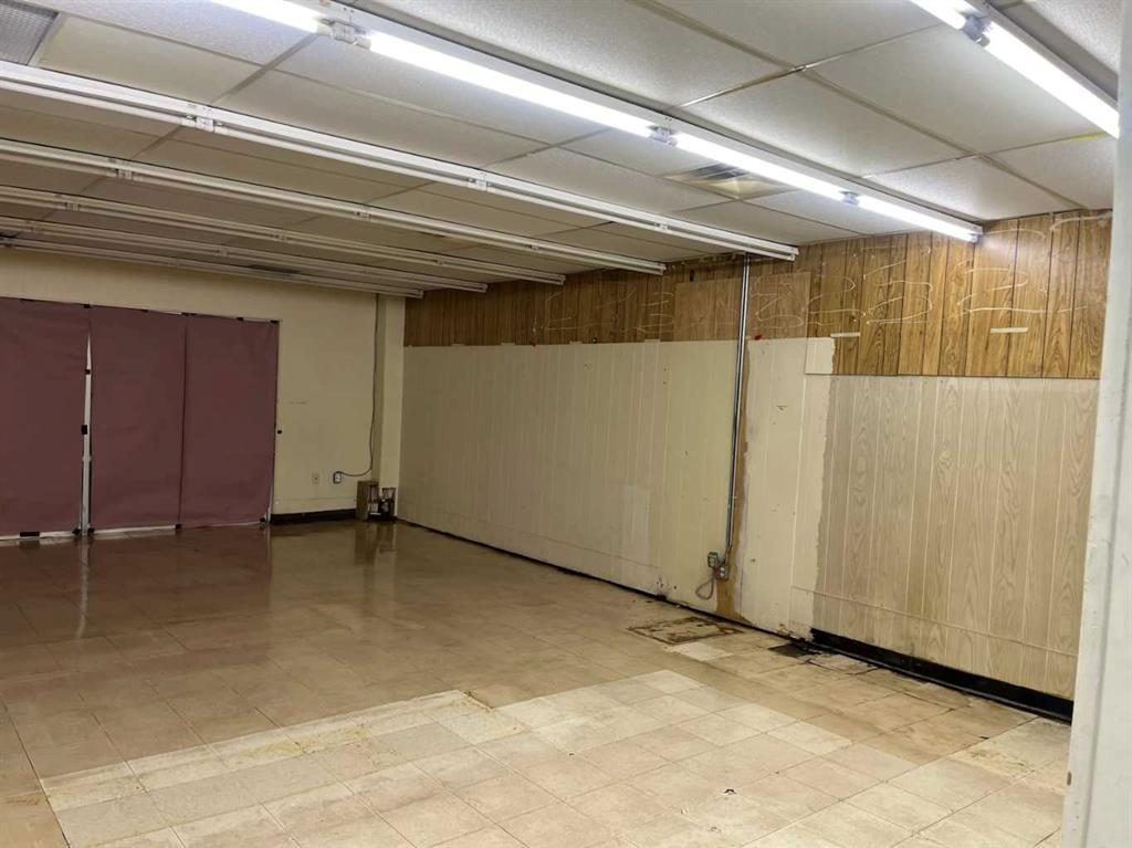 208 Railway Avenue Property Photo 36