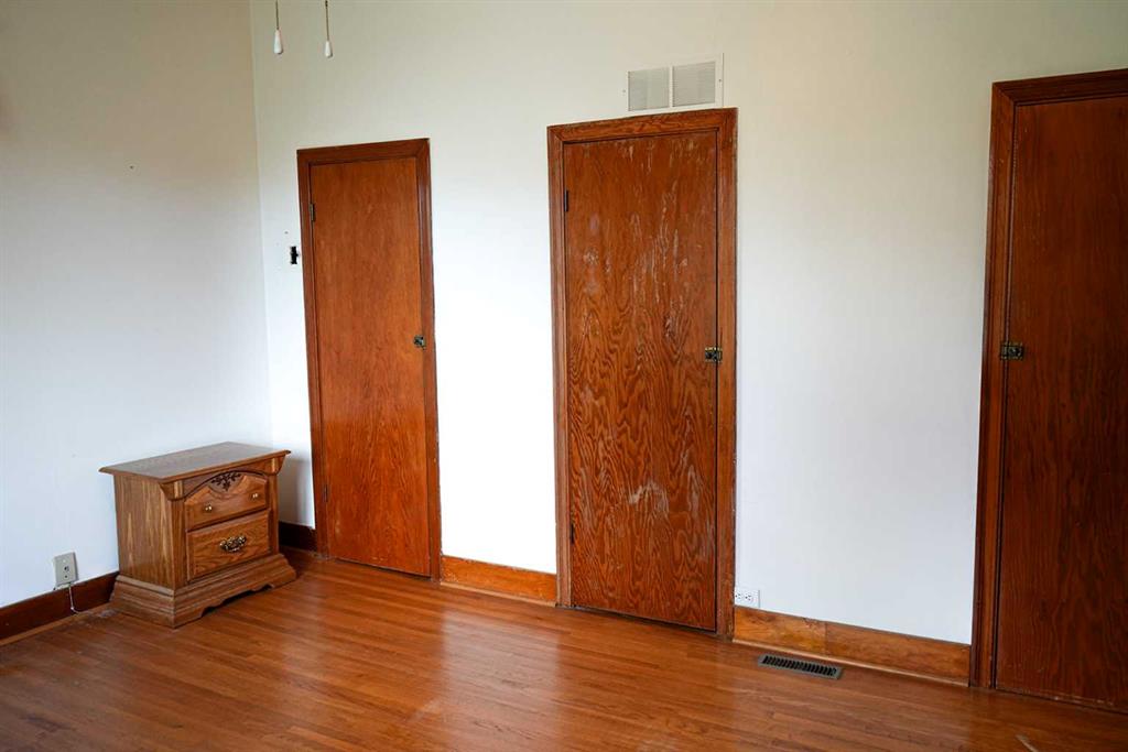 5139 52 Avenue Property Photo 13