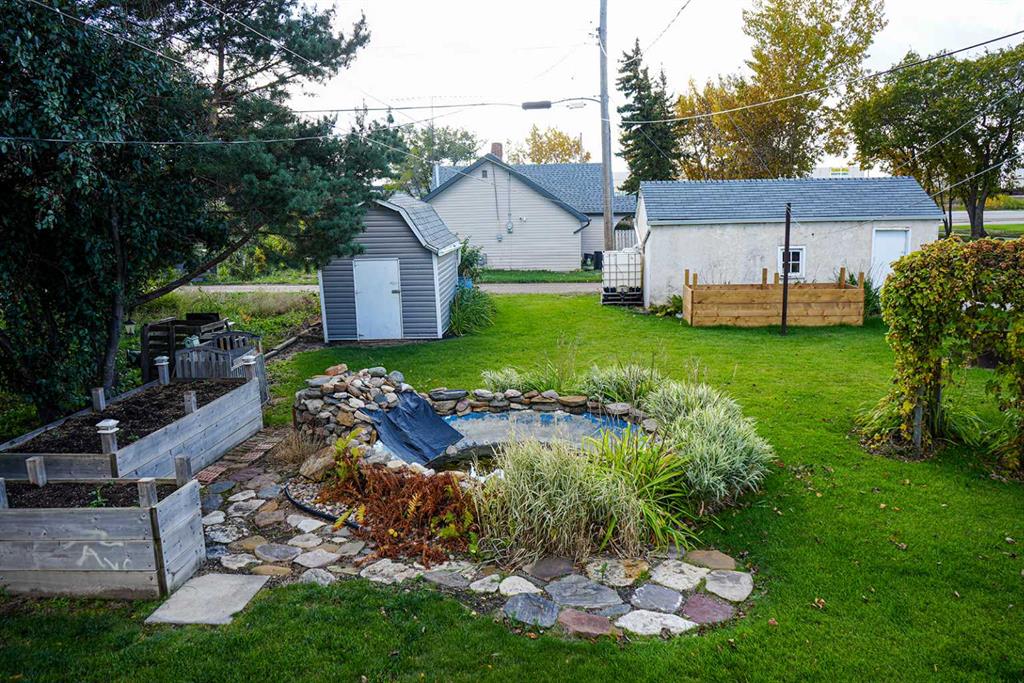 5139 52 Avenue Property Photo 23