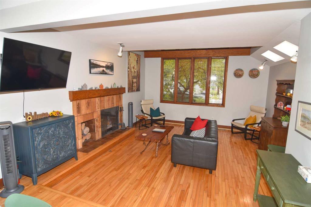 2535 7 Avenue Property Photo 18