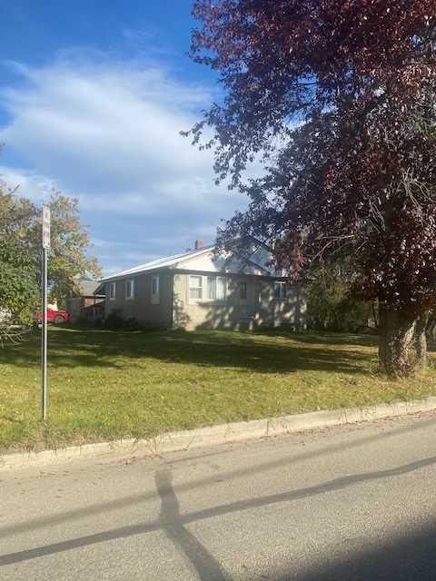 4508 51 Avenue Property Photo 1