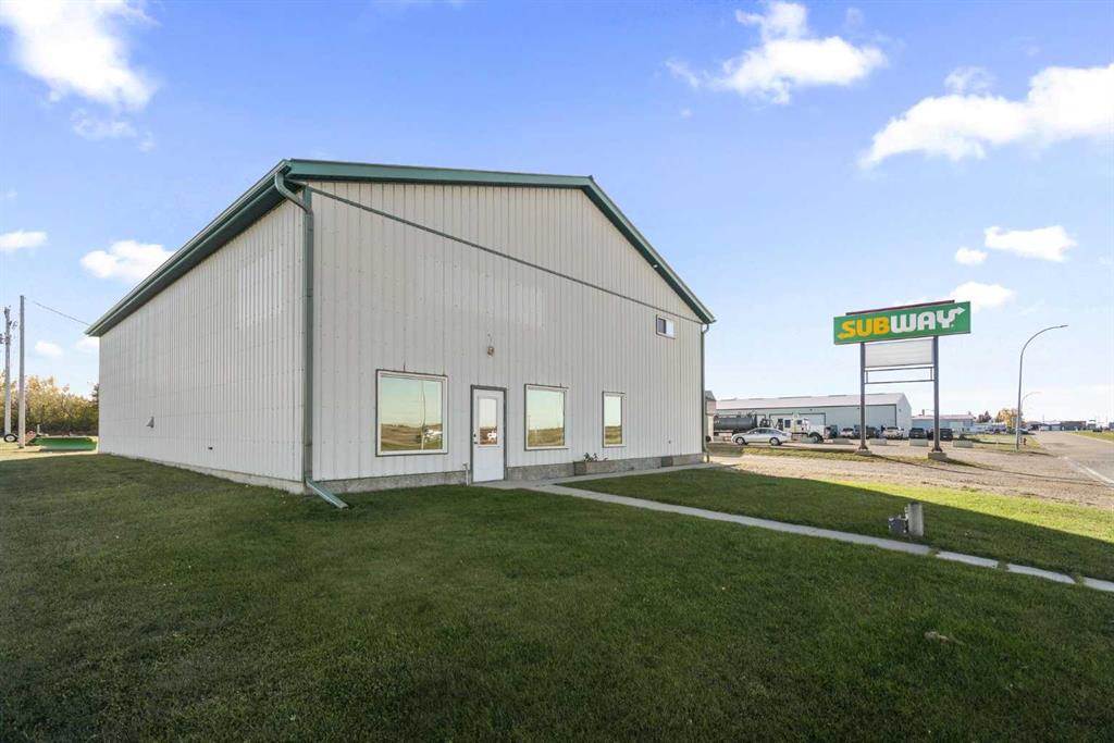 4205 51 A Street Property Photo
