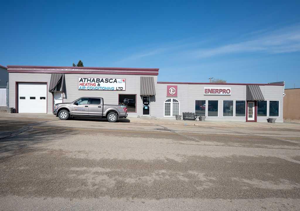 4917 51 Street Property Photo
