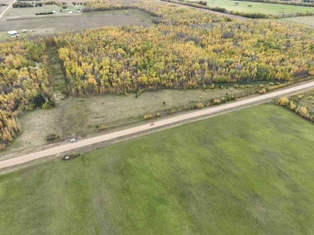 661000 Range Road 222 Property Photo 2