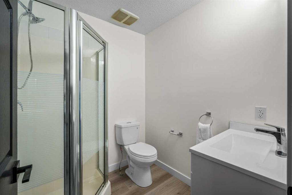 200 Lougheed Drive 4103 Property Photo 23