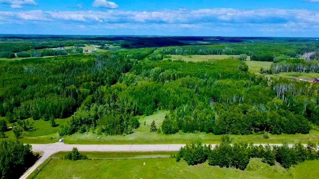 14122 Twp Rd 653 Property Photo 3