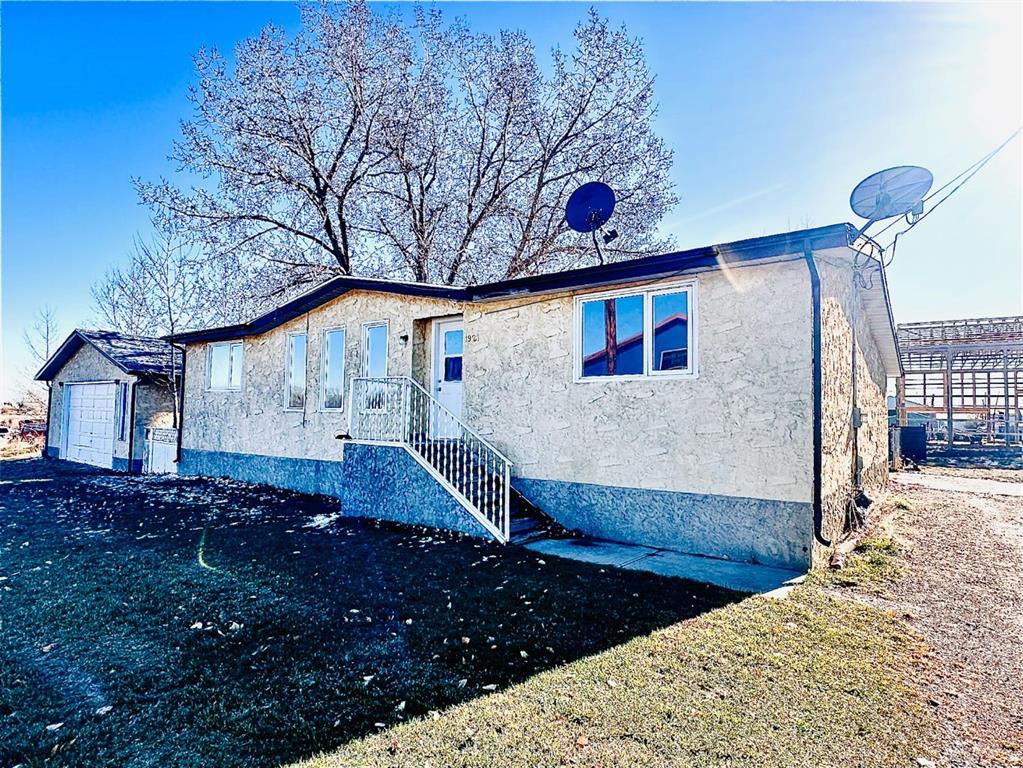 1921 21 Street Property Photo