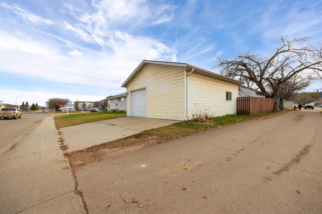 101 Fraser Avenue Property Photo 6