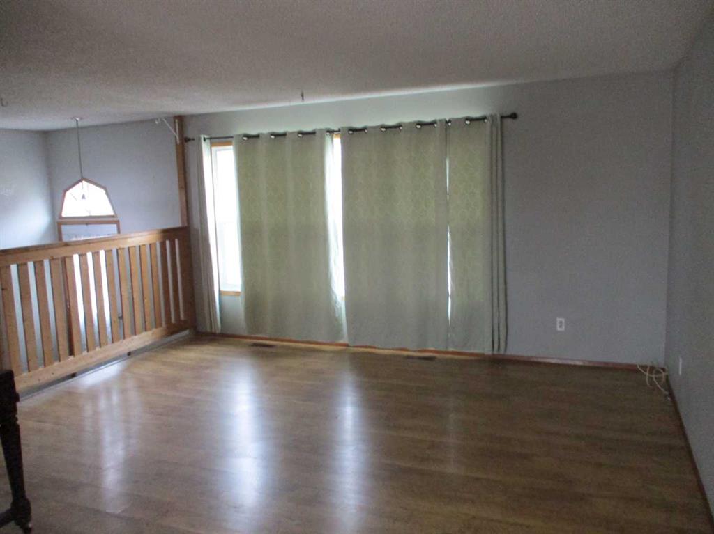 420 3rd Street Property Photo 7