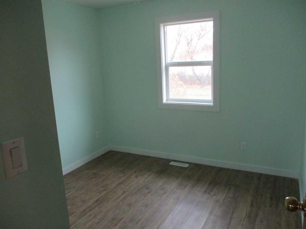 420 3rd Street Property Photo 13