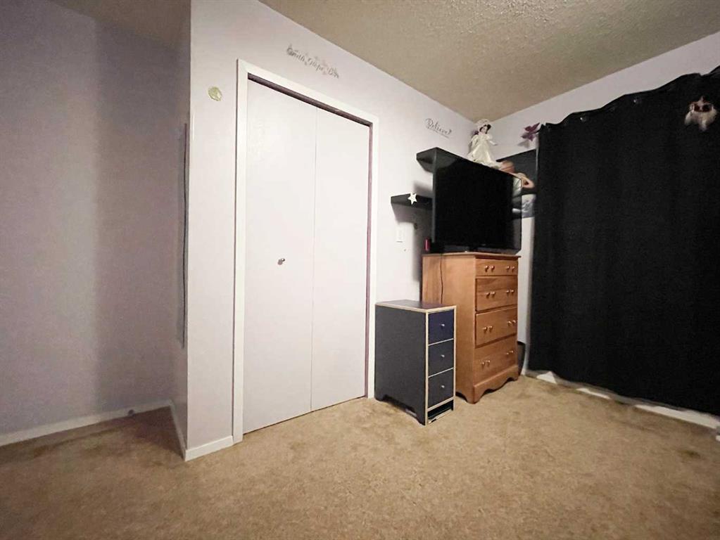 5123 55 Avenue Property Photo 23