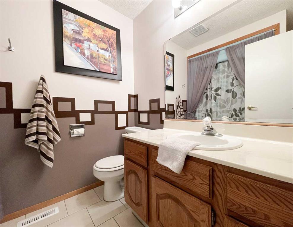 5123 55 Avenue Property Photo 24