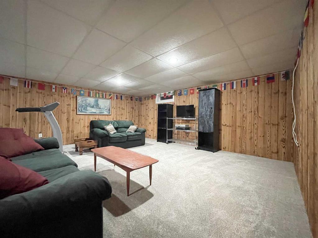5123 55 Avenue Property Photo 28