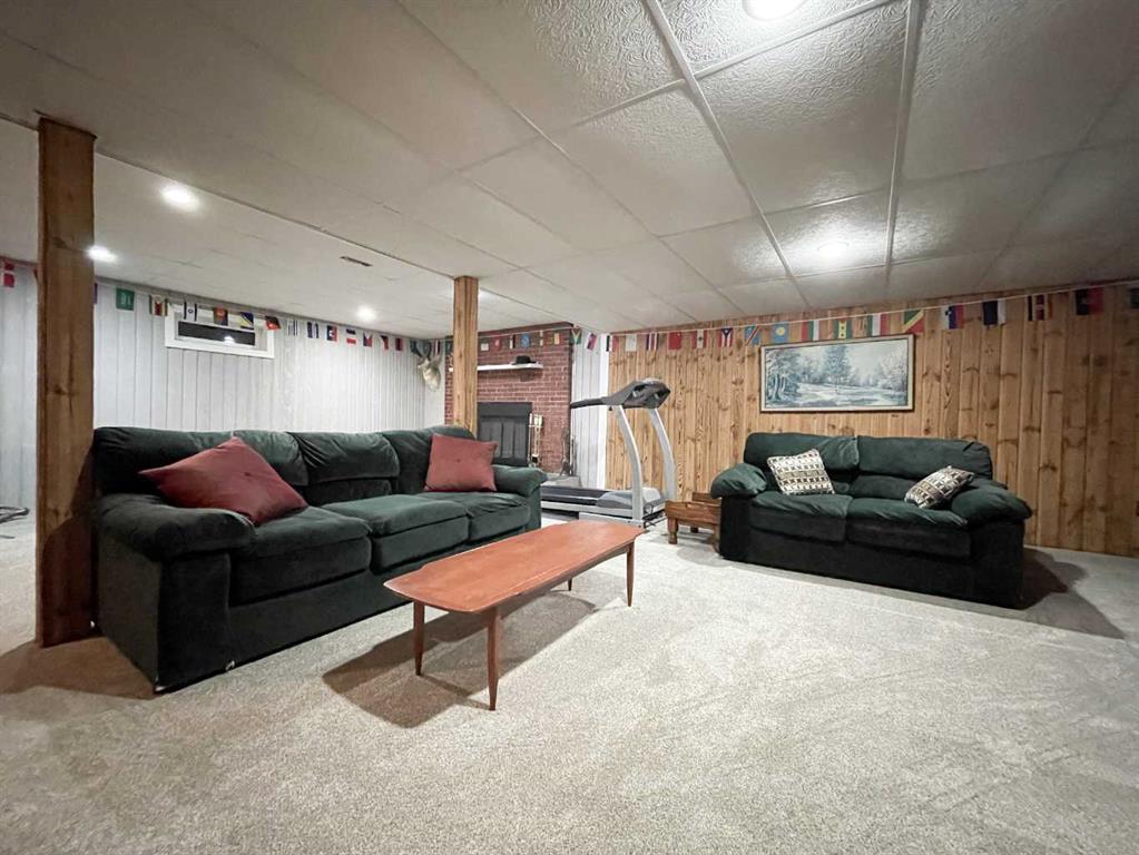 5123 55 Avenue Property Photo 29