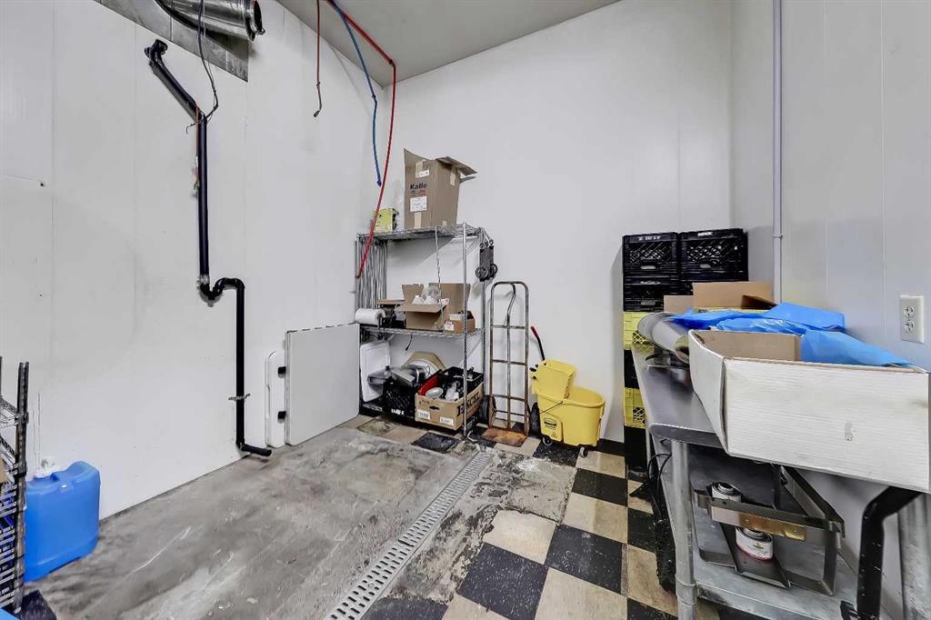 101, 701 Centre Street Property Photo 40