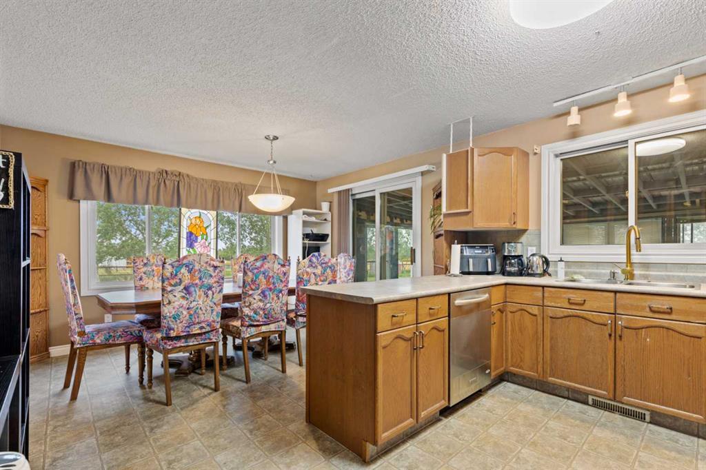715060 Range Road 64 Property Photo 4