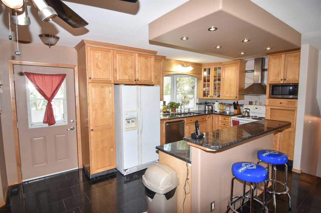 6151 Penworth Road Property Photo 6
