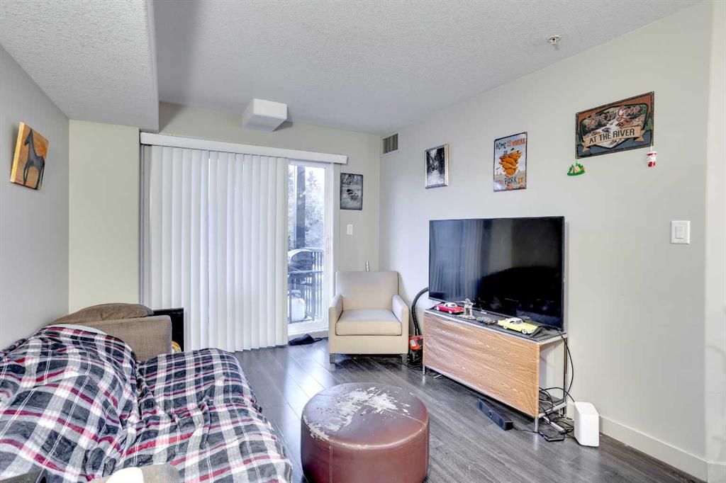 7901 King Street 1213 Property Photo 6