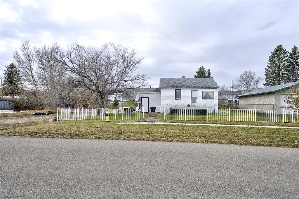 1836 21 Avenue Property Photo