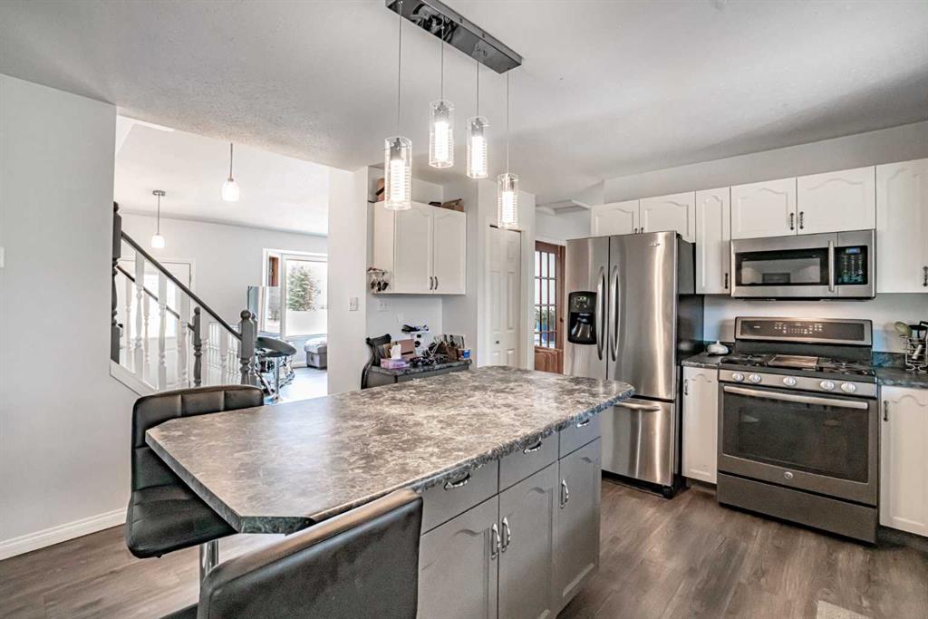 11810 78 St Property Photo 8