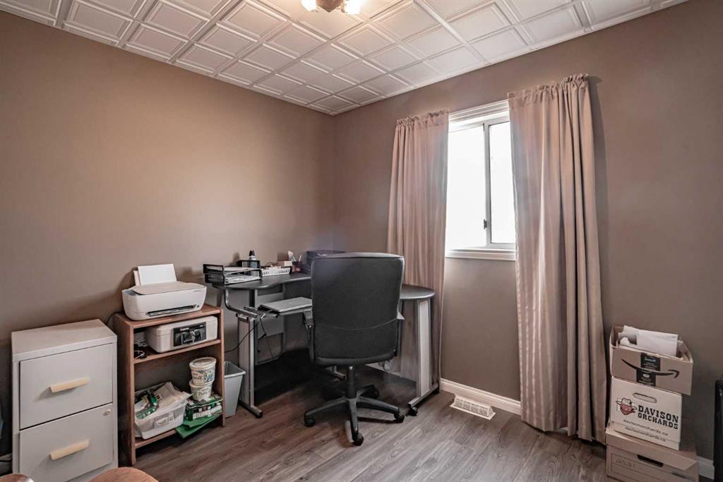 11810 78 St Property Photo 14