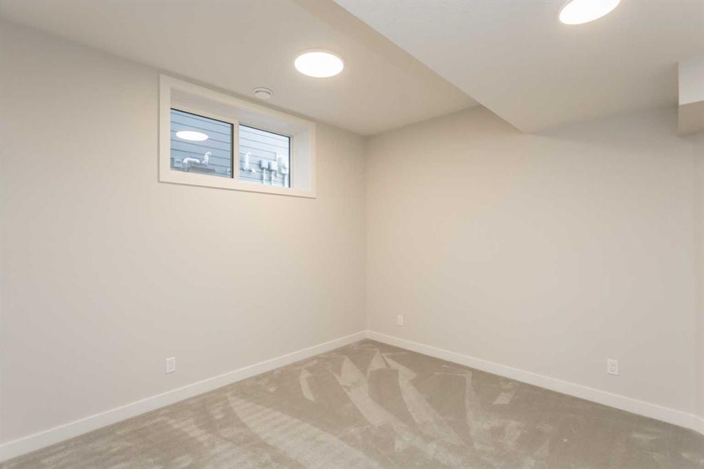 5300 60 Street 102 Property Photo 34