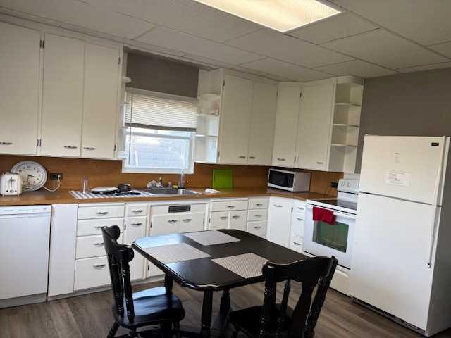 4926 50 Street Property Photo 10